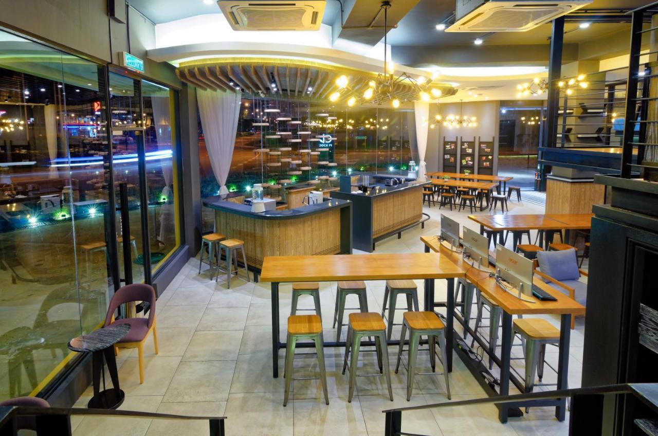 Bulatan Hostel Tanjong Aru Zewnętrze zdjęcie